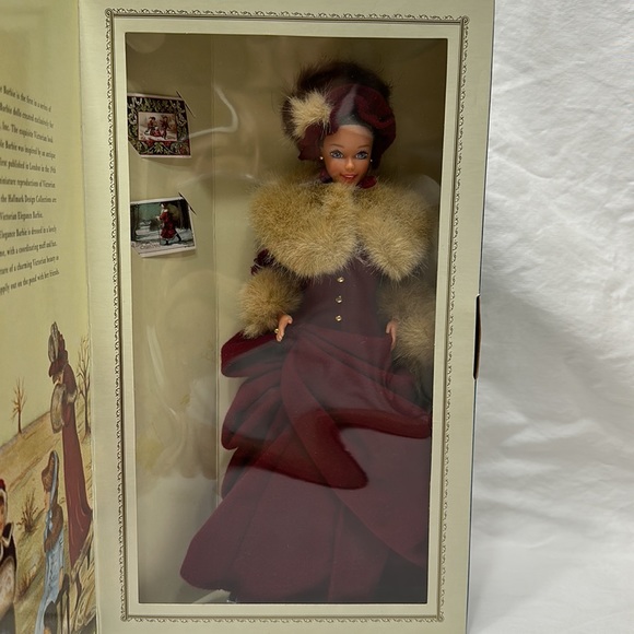 Victorian Elegance Barbie - Picture 2 of 11